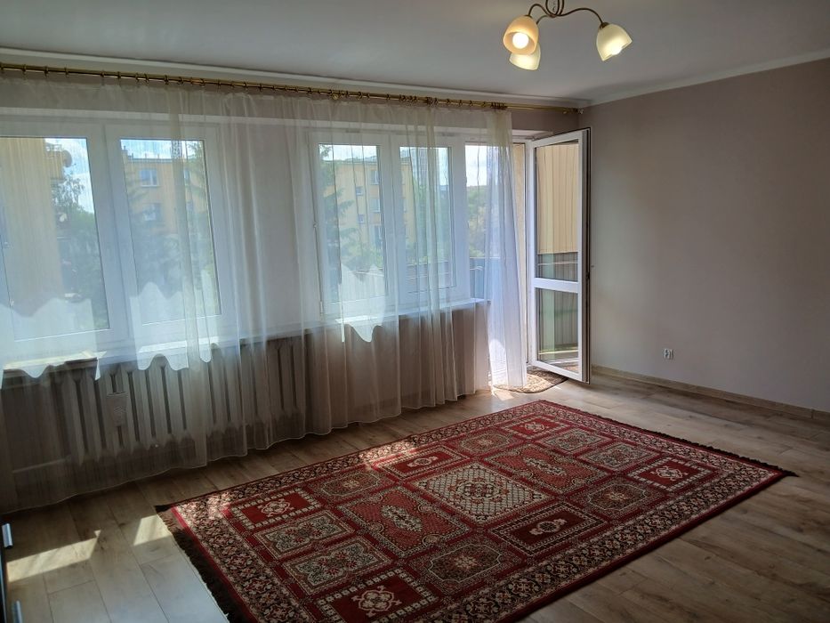 Zagumienna , 48m, 1500 plus opłaty.