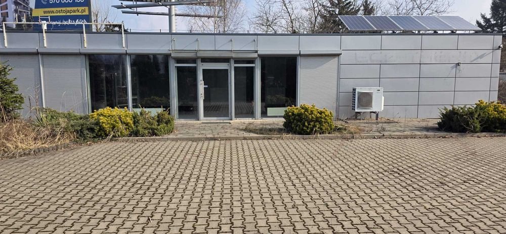 Budynek handlowo - usługowy - Kontener