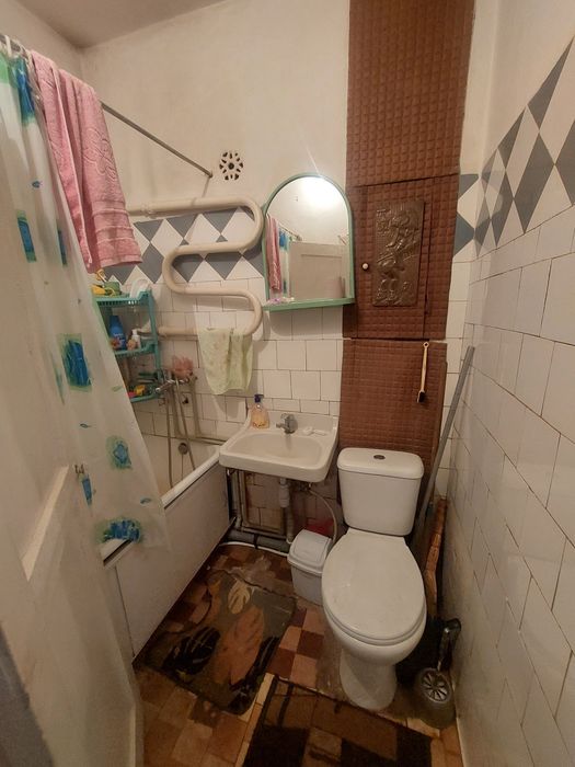 Продам 3к квартиру в Центрі міста