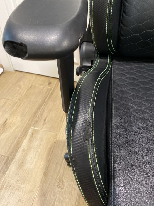 Крісло ігрове  Razer