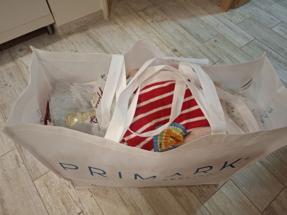 Roupa de menina  entre 6 meses e 6 anos