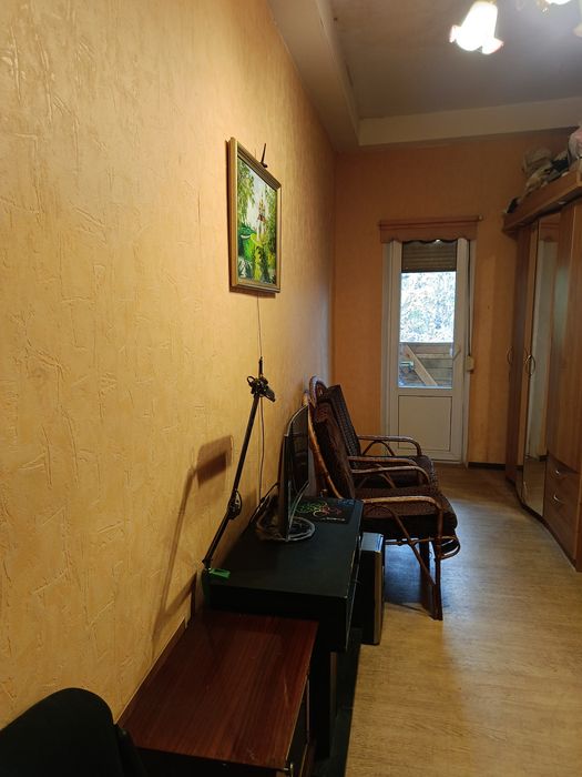 Оренда частини будинку в центрі. Можна на короткий термін