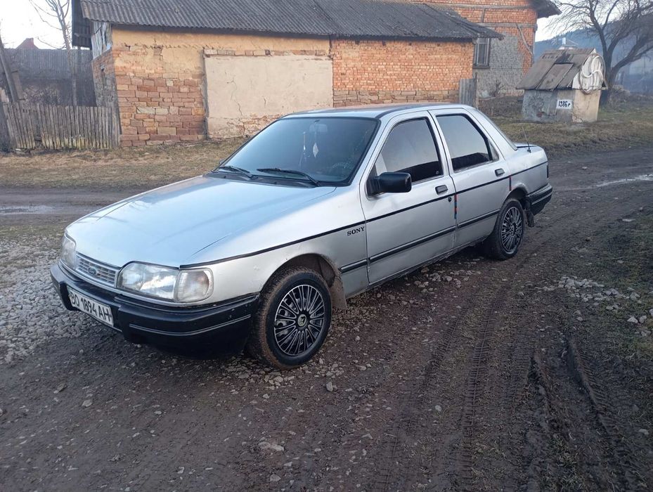 Продам машину в нормальному стані