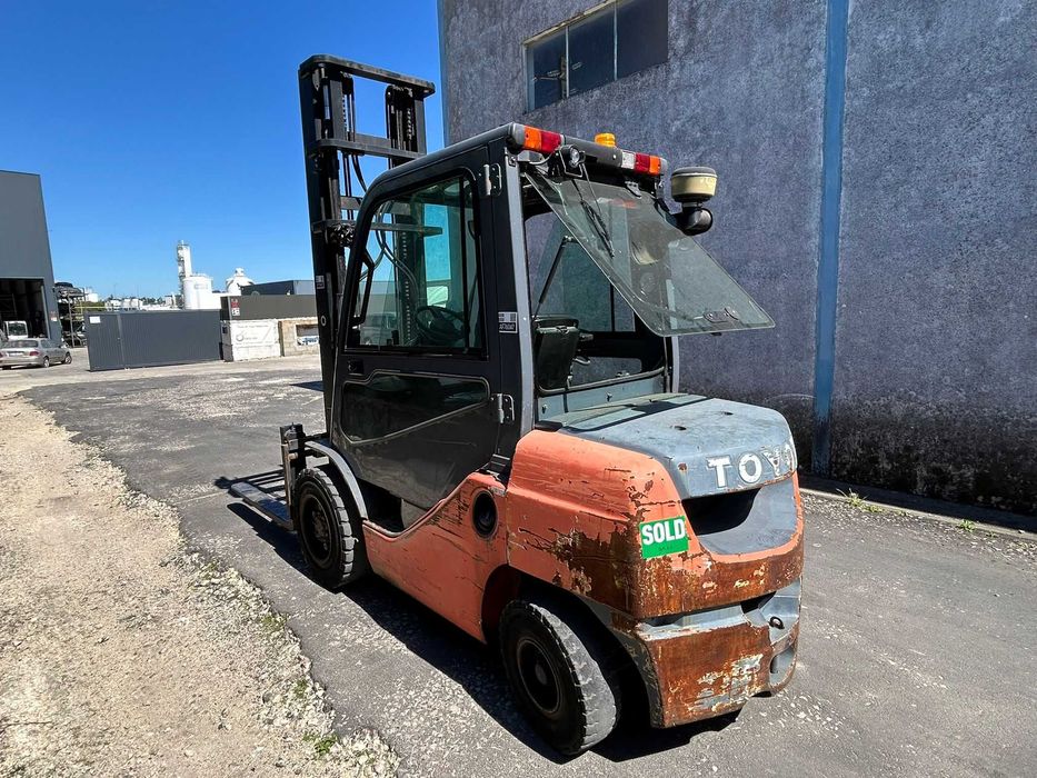 Empilhador Toyota 3 Ton 2017