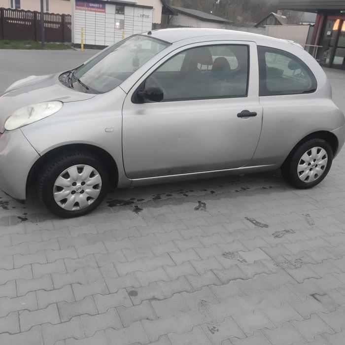 Samochód Nissan Micra