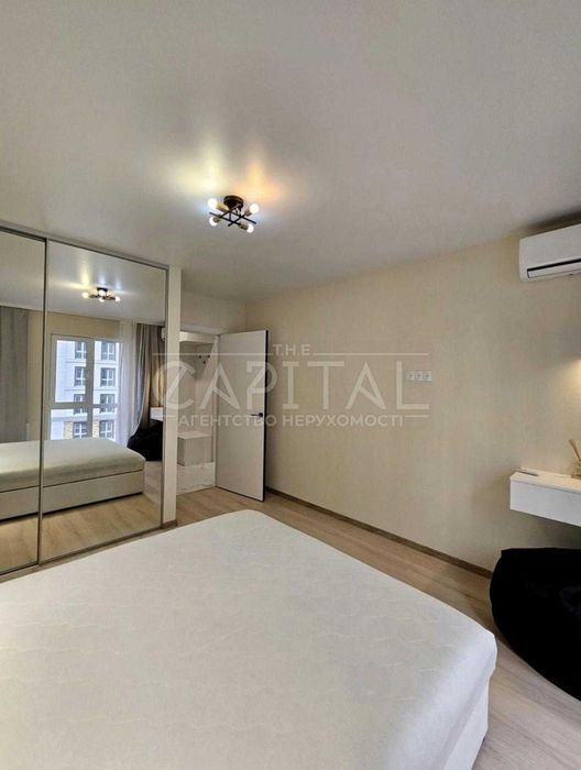 Продаж 2-кімнатної квартири ЖК "Нова Англія"