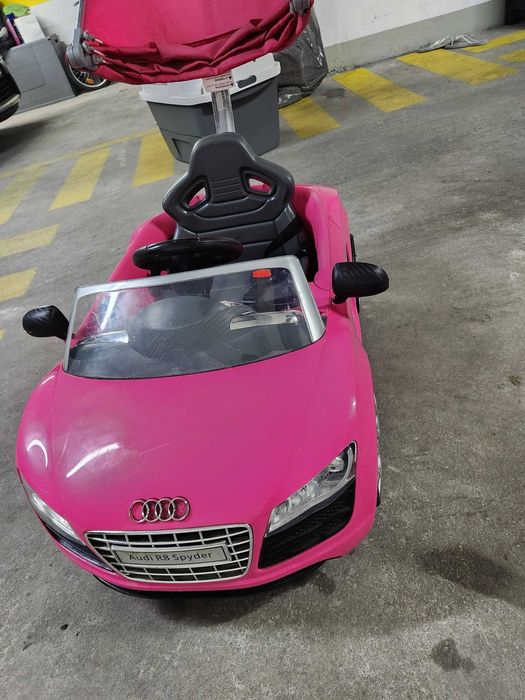 Audi R8 Spyder - Rosa