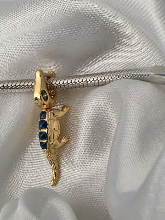 Charms zawieszka do bransoletki lub łańcuszka krokodyl