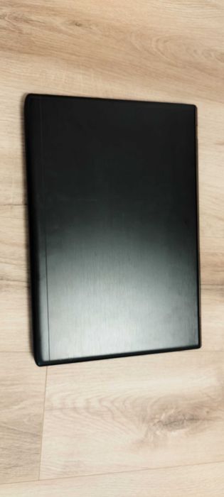 Laptop essentiel smart mouv 1508-1