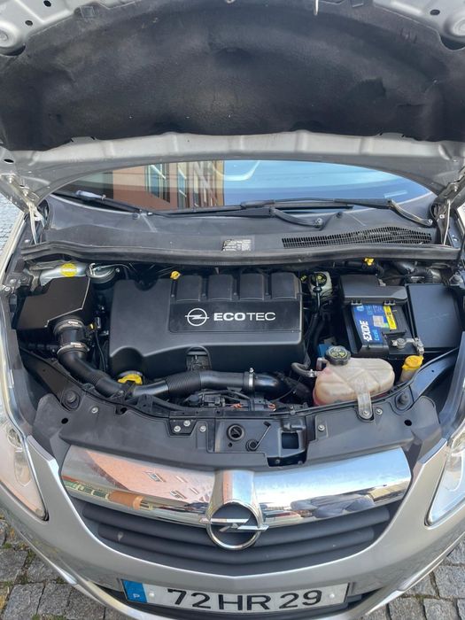 Opel Corsa ( Com Possibilidade de  financiamento)