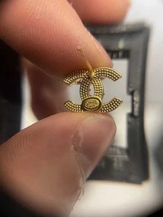 kolczyki złote chanel oryginalne nowe do uszu błyszczące