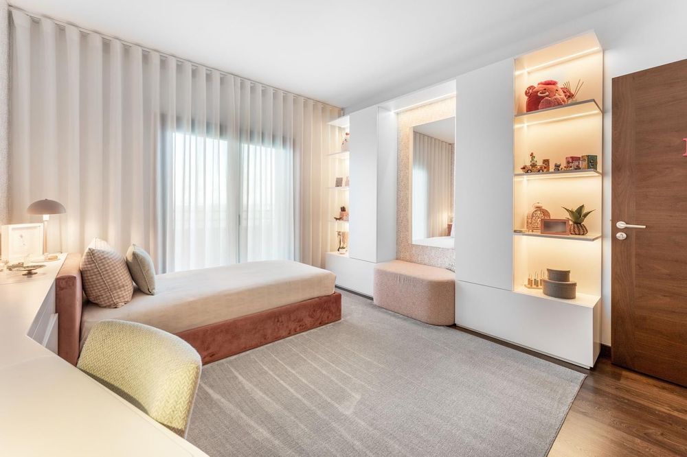 Quarto Menina Completo - Estante, Secretária e Cama estofada