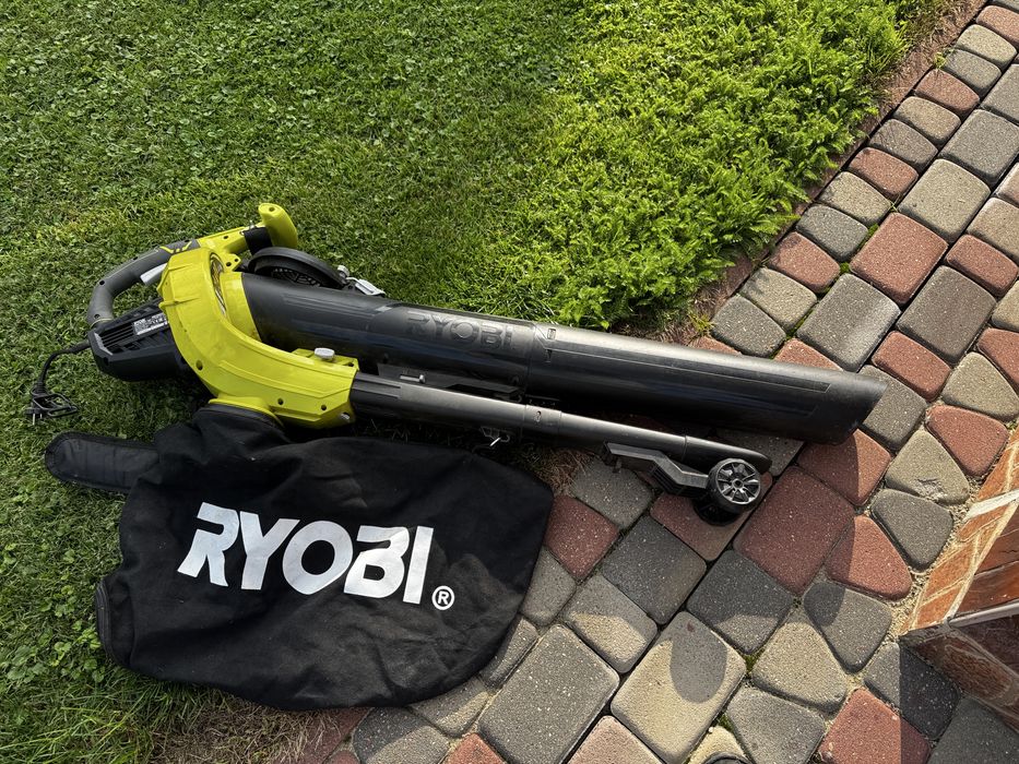 Dmuchawa  odkurzacz Rryobi RBV 3000 CESF