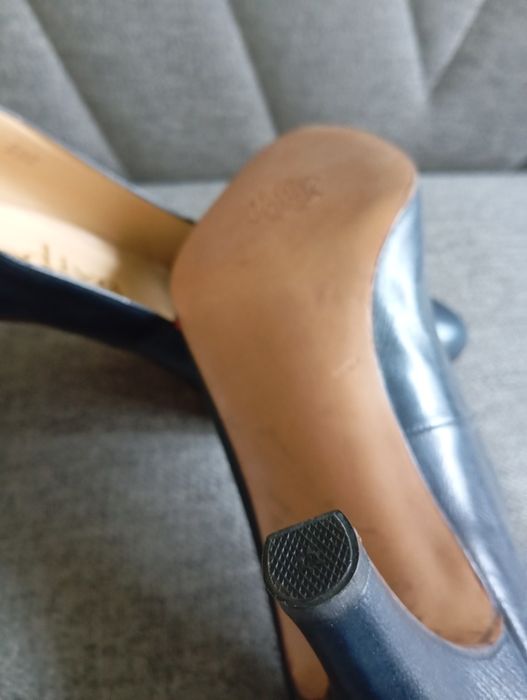 Sapatos de salto alto