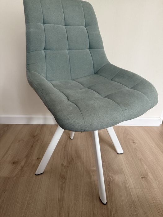 Стілець для кухні та вітальні Nowy Styl