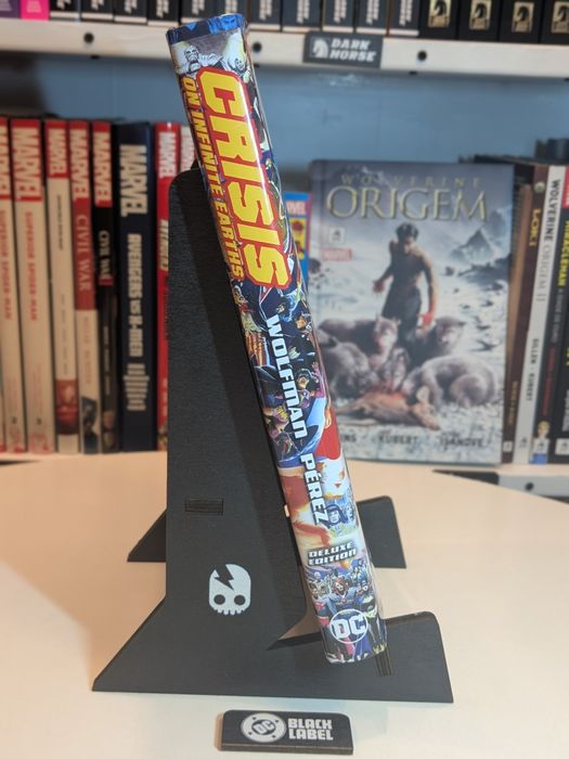 Crisis on Infinite Earths 35th Anniv. Deluxe DC