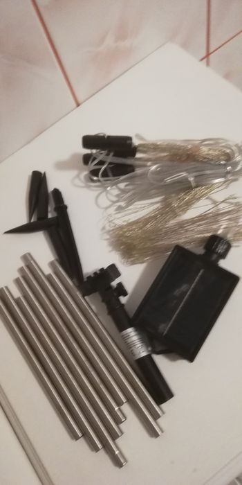 Dekoracje ogrodowe LED światełka drucikowe