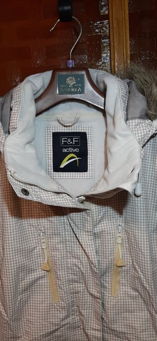 Kurtka zimowa z kapturem