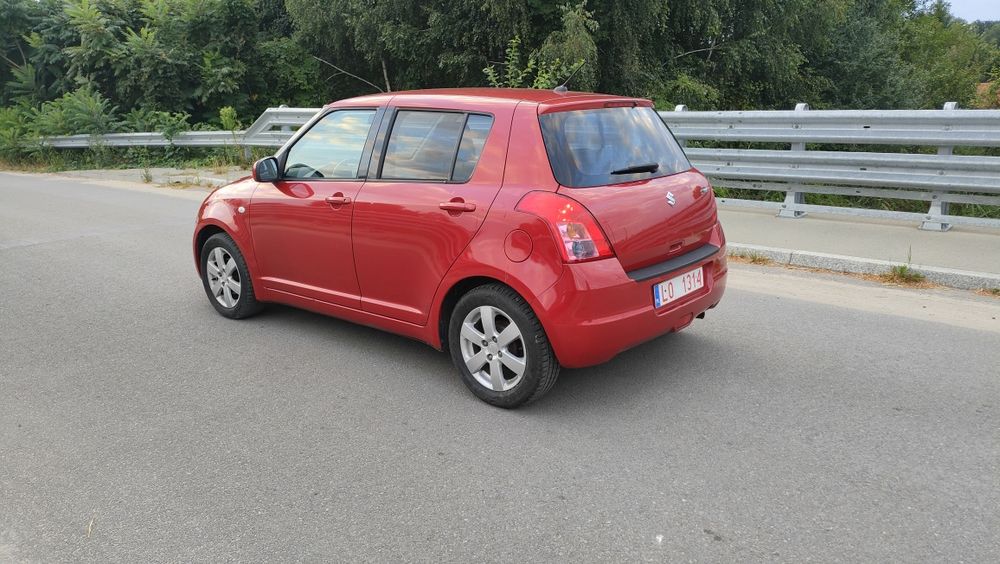 Suzuki Swift rok 2007, poj. 1,3 benzyna