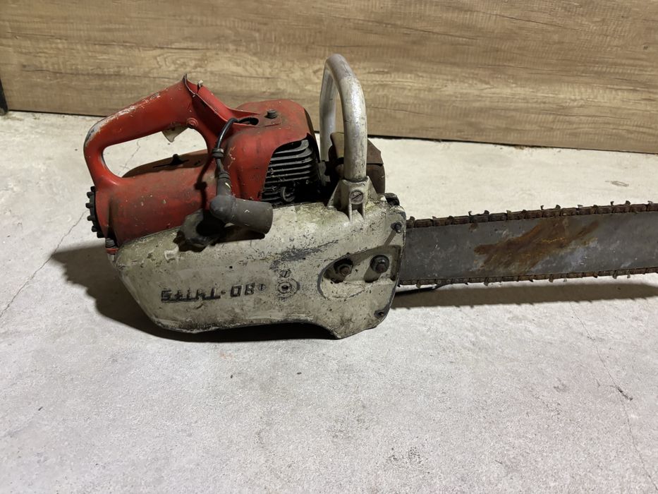 Zabytkowa pila stihl 08