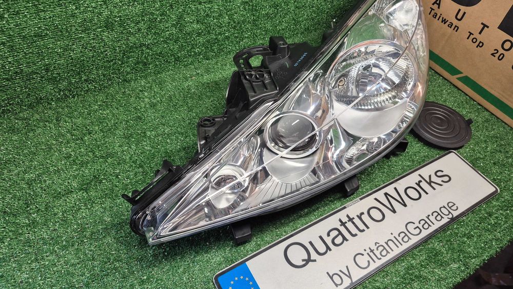 Otica Farol Esquerdo Peugeot 207 WA WC WK SW WD CC 2006 a 2013 Ref. 550-1140L-LDEMF NOVO DEPO