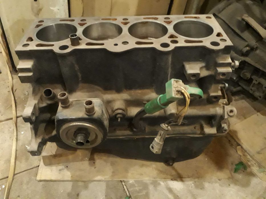 Коленвал поддон Ford Escort, Orion, Fiesta CVH 1.6