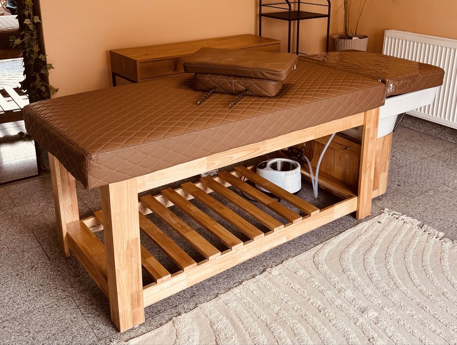 Łóżko do zabiegów Head Spa i masaży