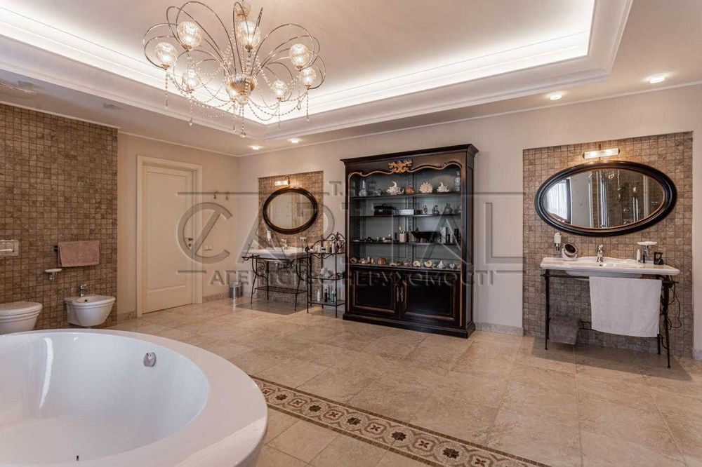 Продажа дома с ремонтом 1200м2 Софиевская Борщаговка Вишневое Крюковщи