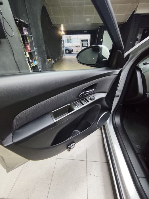 Chevrolet Cruze 1.6 - Gasolina - 2012 - 3 meses de garantia