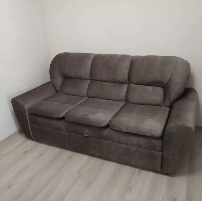 Перетяжка диванів,крісел,кухонних кутків,офісних крісел,ліжок,банкеток