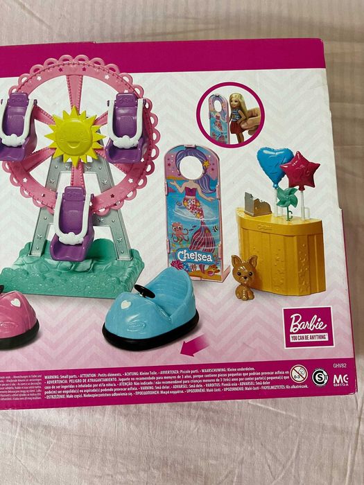 Barbie Club Chelsea parque de diversões e roda gigante, novo na caixa
