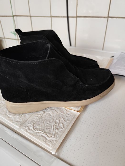 Лофери шкіряні на поуліретановій підошві