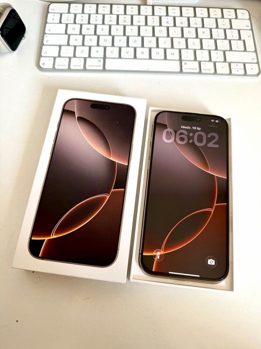 Bateria 100% iPhone 16 Pro Max 512gb Desert Titanium Idealny
