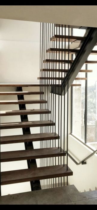 Schody stalowe wewnętrzne