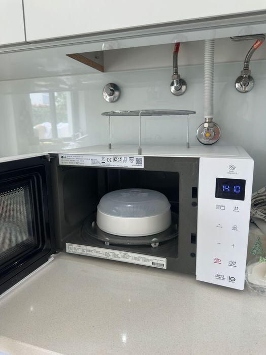 Micro-ondas LG NeoChef com grill 25 L