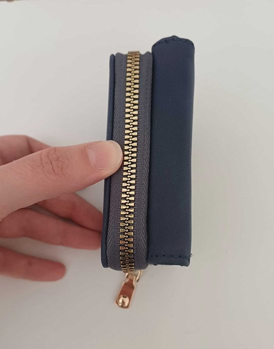 Carteira Azul Elegante - Compacta e Funcional NOVA
