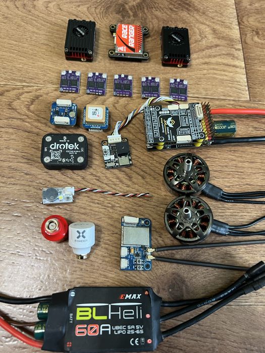 Vtx speedybee Li-ion LiPo серво emax 1700 kv, lollipop elrs gps matek compass esc антени 5.8 Ghz tinygo рама пропелери бузер ванна олова