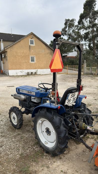 Trator Iseki 2160