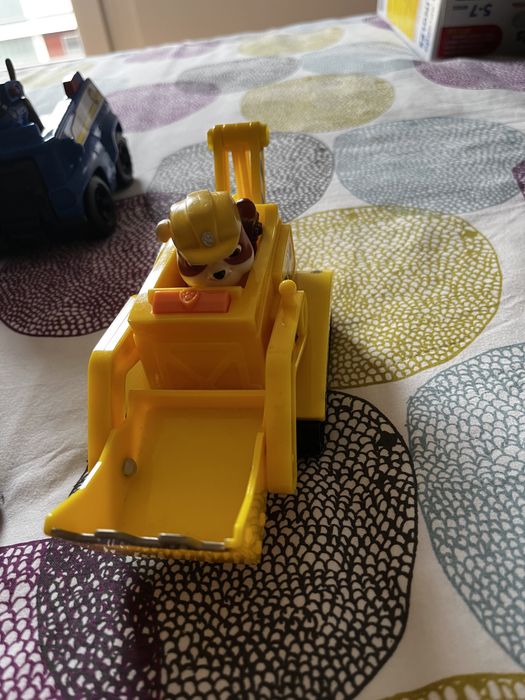 Conjunto 9 carros e figurinhas patrulha pata