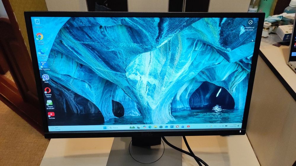 Продам монітор Dell P2217Hc