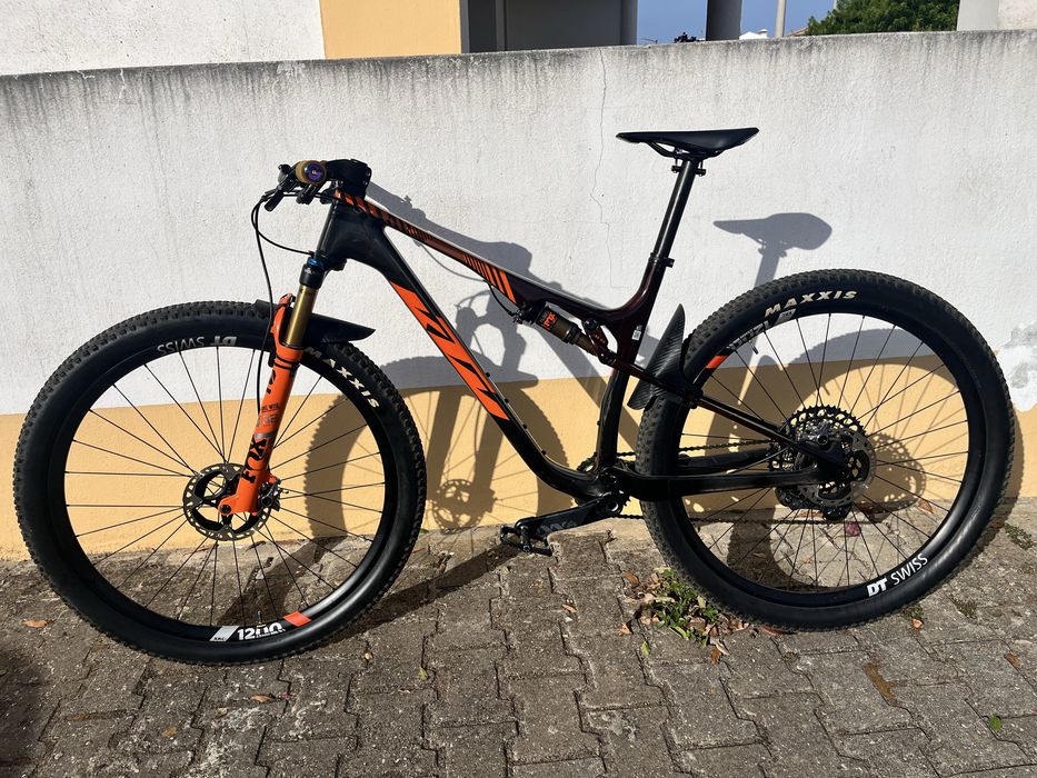 KTM Scarp MT Exonic (full carbono) - 10kg