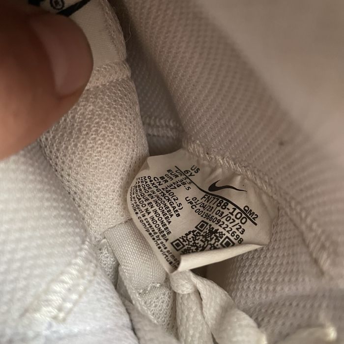 Продаю Кросівки blazer mid '77