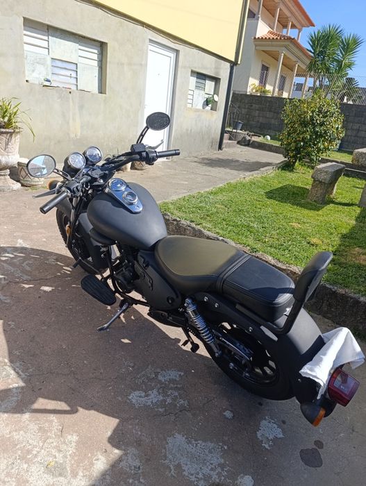 Keeway Superlight 125