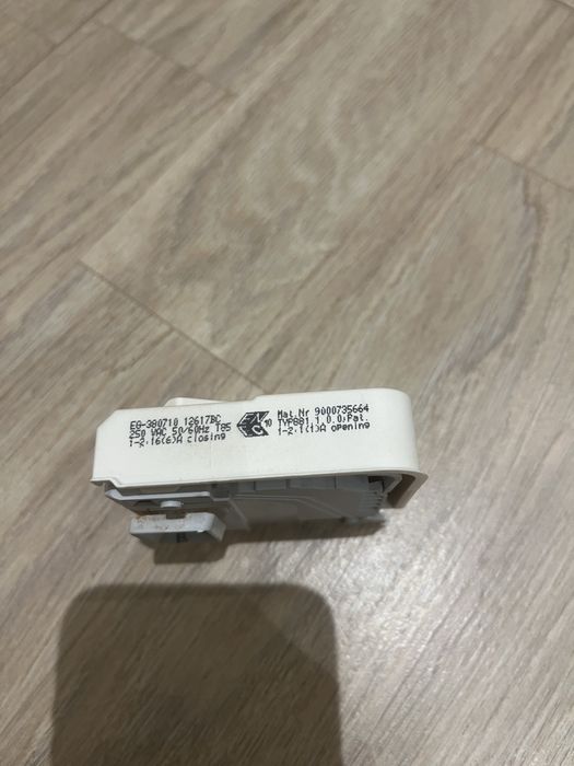 Замок пральной манини Siemens Bosch