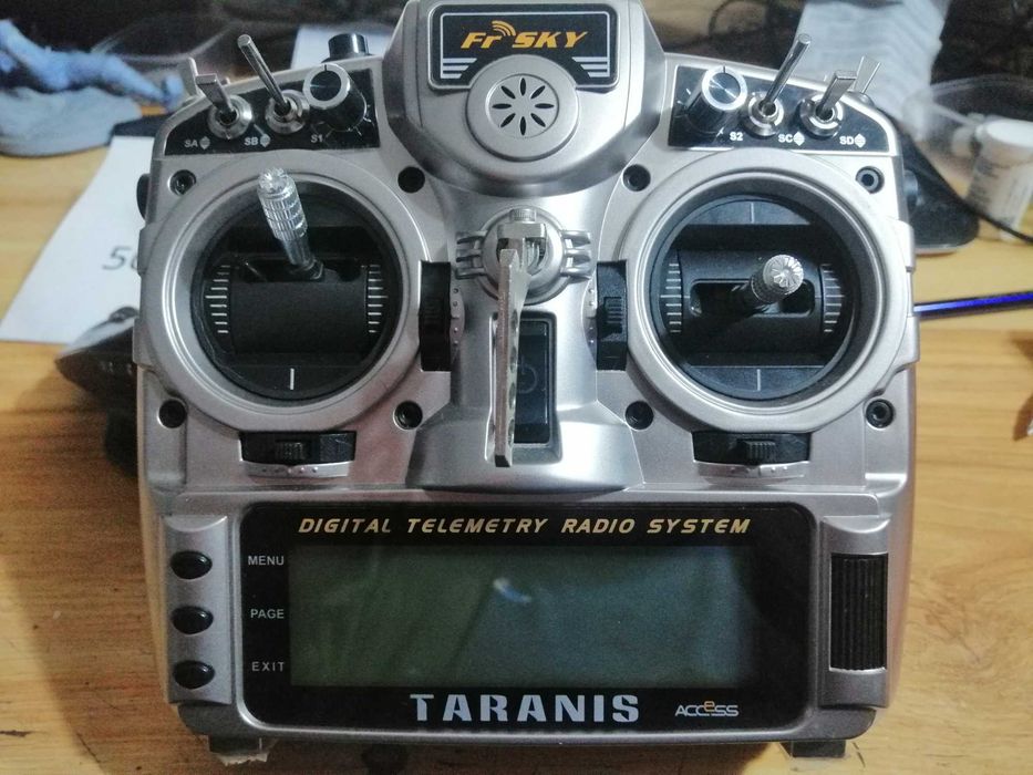 Nadajnik radiowy FrSky Taranis X9D Plus SE 2019 ACCESS 2.4G 24CH NOWY