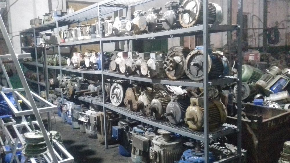 Продам электродвигатель.