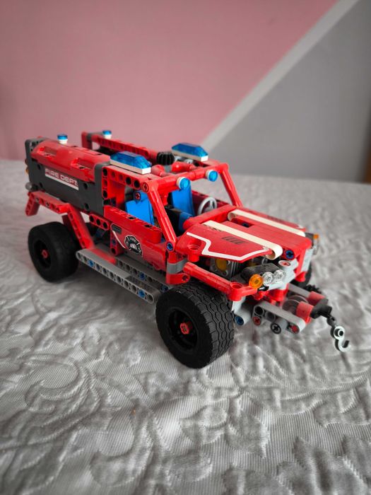 Klocki LEGO  92075 Wóz szybkiego reagowania