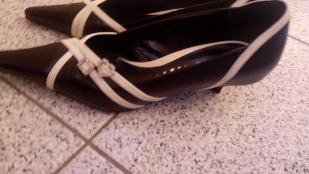 Sapatos 35 de senhora