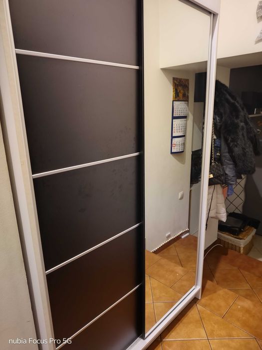 Sprzedam szafę dwudrzwiową