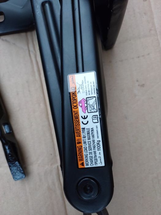 Домкрат Ключ Toyota BZ4x 19 -26рік Rav 4